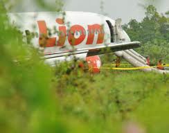Di Balik Cerita Tiket Airlines Murah dan Mahal: Sebuah Gaya Pasar Bebas
